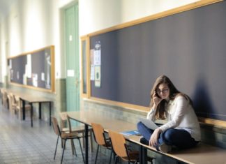 ทำไมสอบวิทยานิพนธ์ไม่ผ่าน