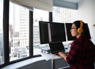 บทเรียน 10 ข้อของการหัดเขียนโปรแกรมด้วยตนเอง